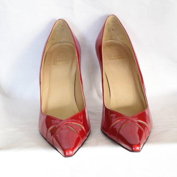 Stuart Weitzman Patent Red Pumps With Cut-Outs - Picture 2 of 4